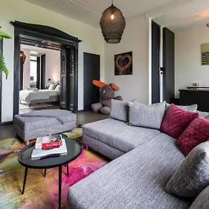 https://museum-square-view-bb.ihotelsrotterdam.com
