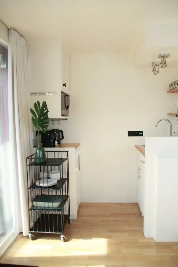Houseboat Studio Sooki Amsterdam Nizozemsko